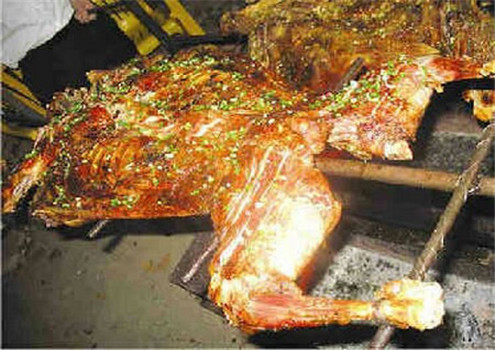 烤全羊